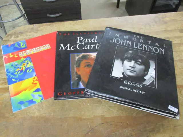 Beatles Memorobilia Image 1++